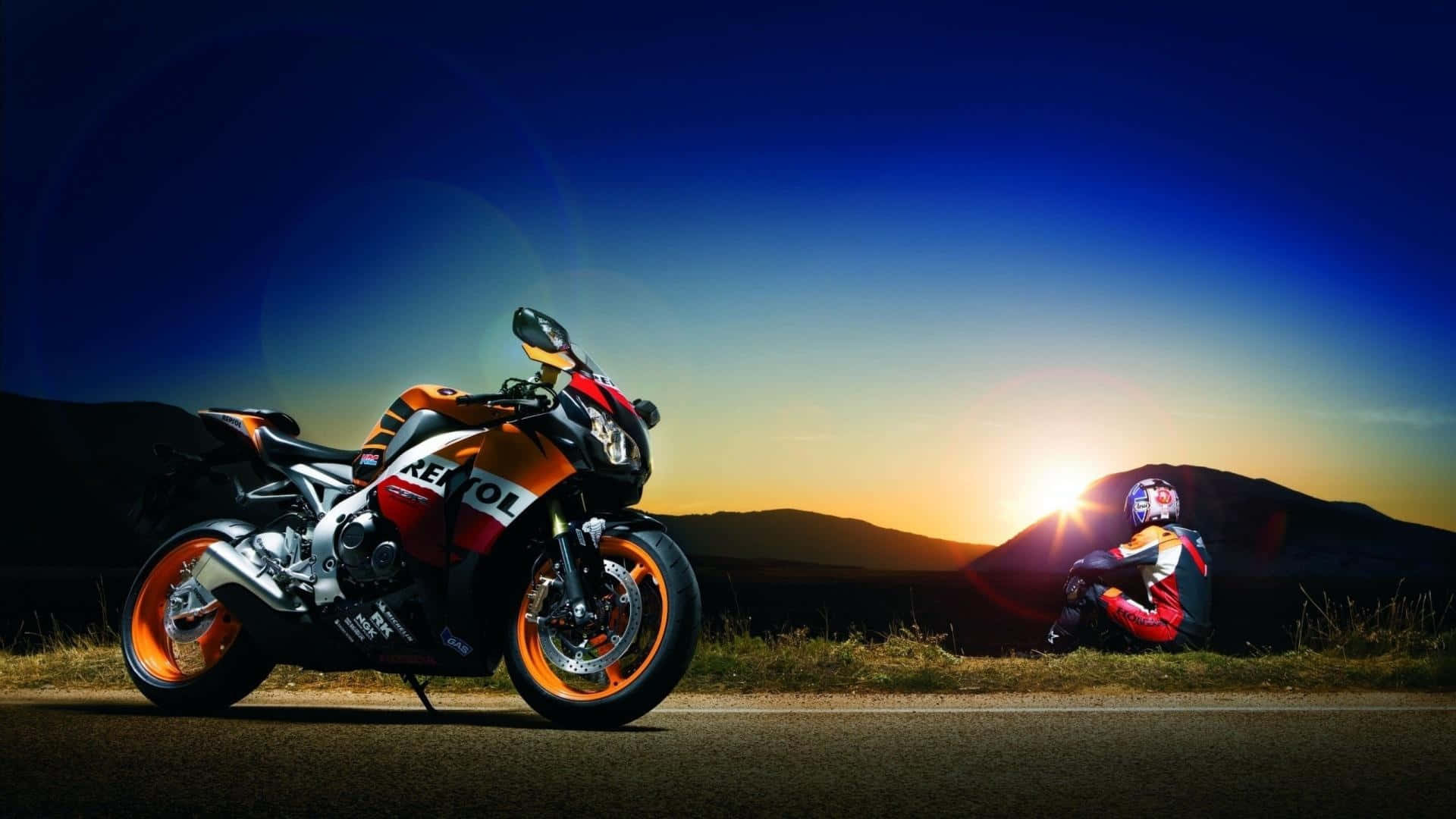 Immaginidi Moto Sportive E Motociclisti In Alta Definizione