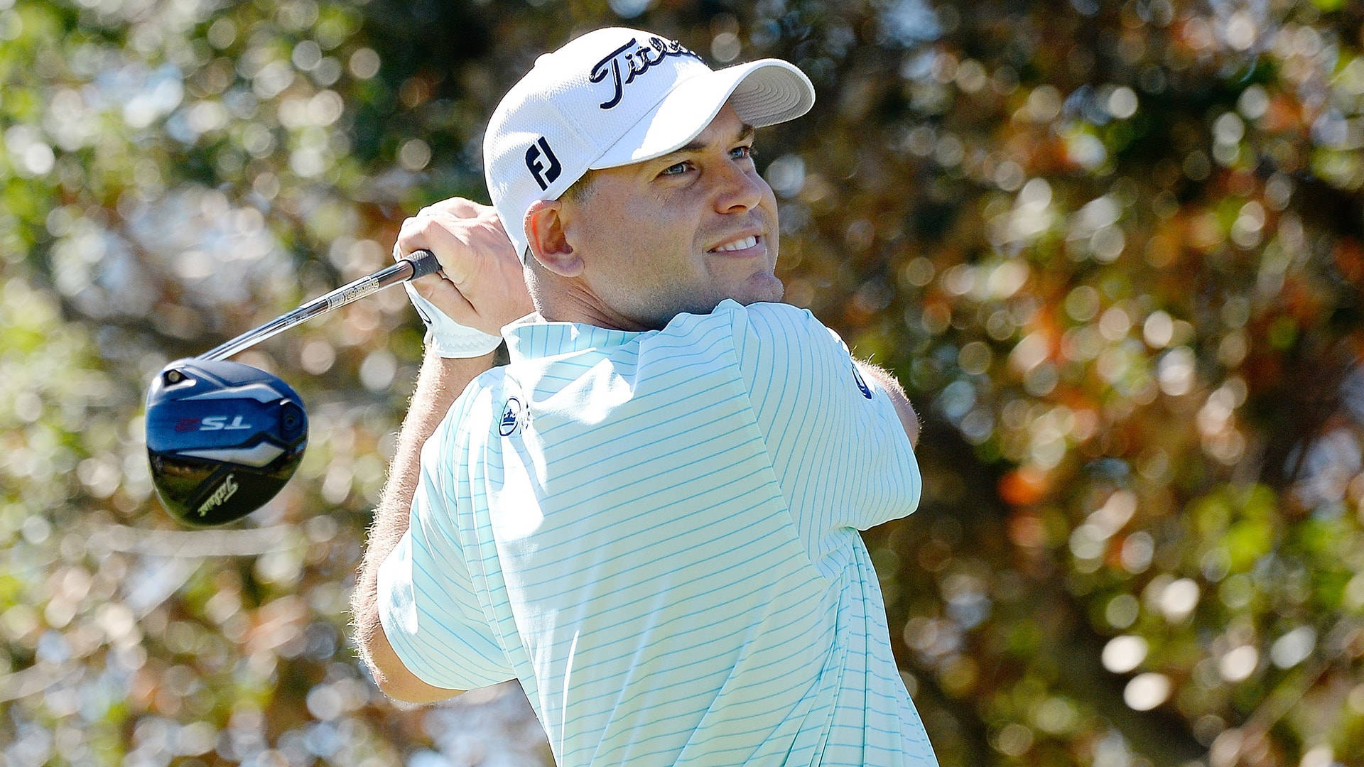 Bill Haas Playing On A Sunny Day Wallpaper