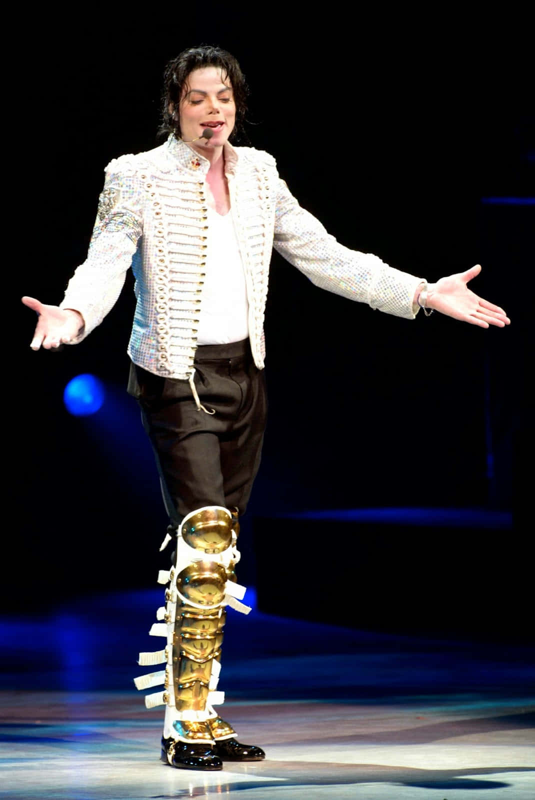 Michael Jackson billeder bevæger sig i baggrundsbilledet.