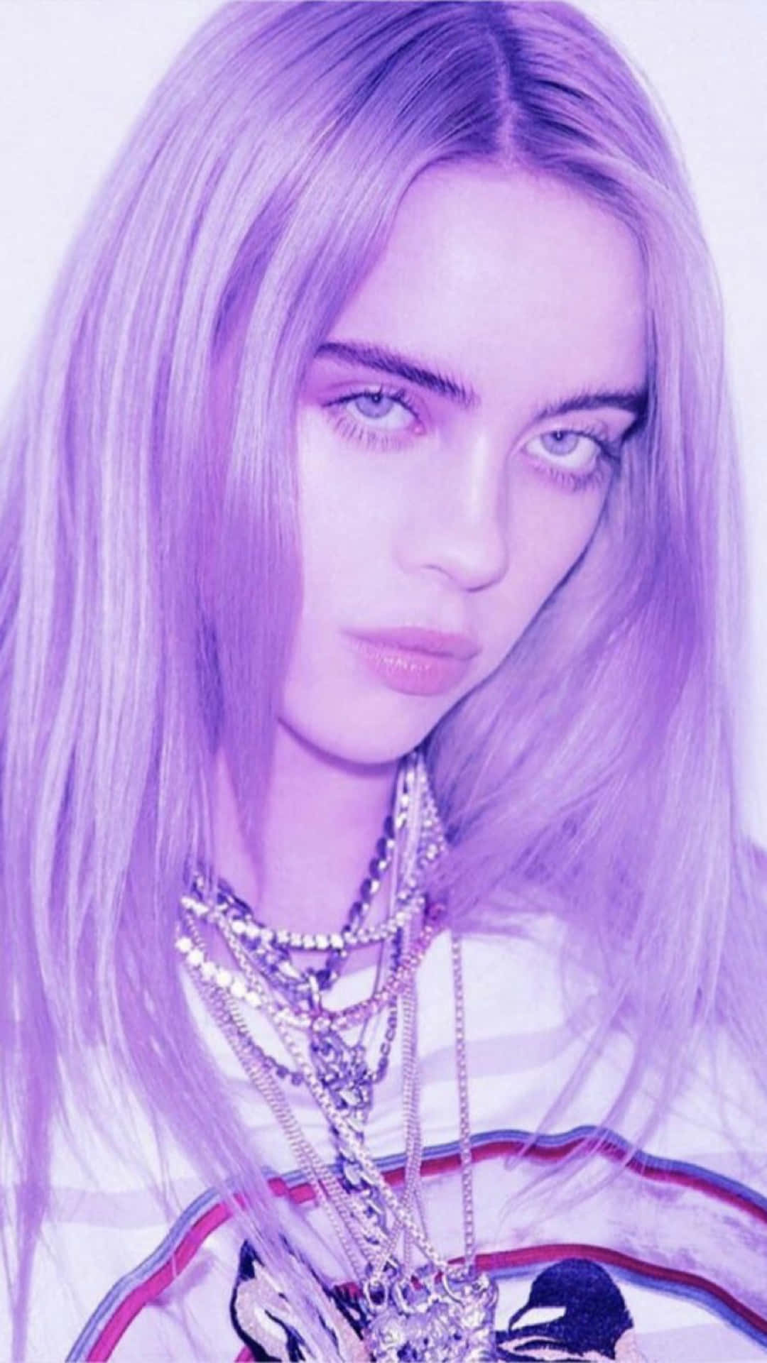 Billede Billie Eilish bærer en lyse lilla frisure. Wallpaper