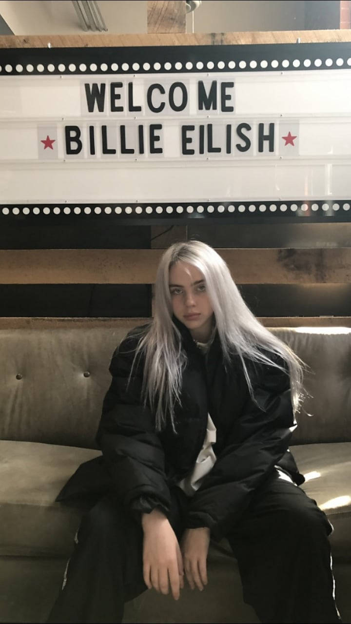 Billie Eilish Smiling Wallpaper