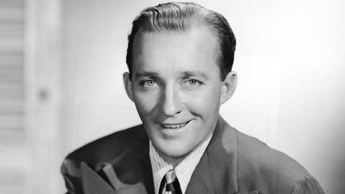Bing Crosby's Attraktive Smil tapet Wallpaper
