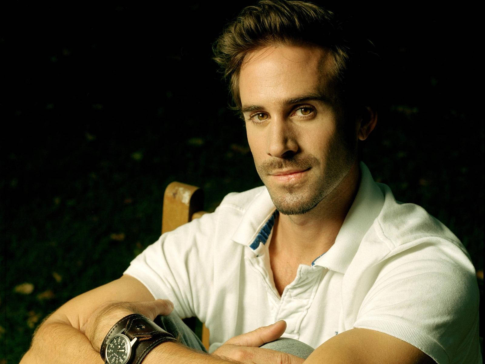 Biography Picture Of Joseph Fiennes Wallpaper