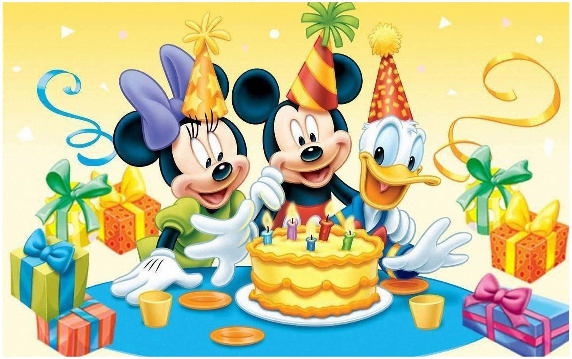 Fundode Tela Mickey, Minnie E Donald Celebrando Aniversário