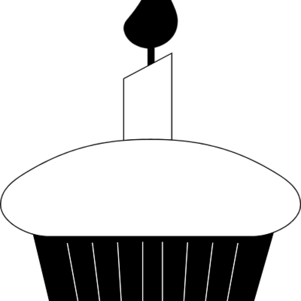 Birthday Cupcakewith Extinguished Candle PNG