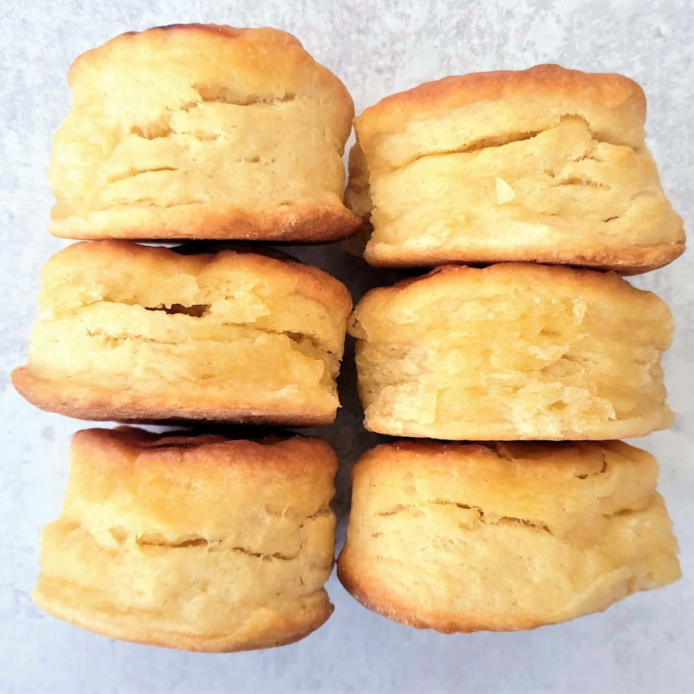 Enjoy a crunchy and delicious biscuit any time of day