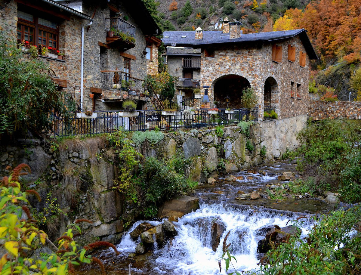 Ciudadde Bixessarri, Andorra Fondo de pantalla