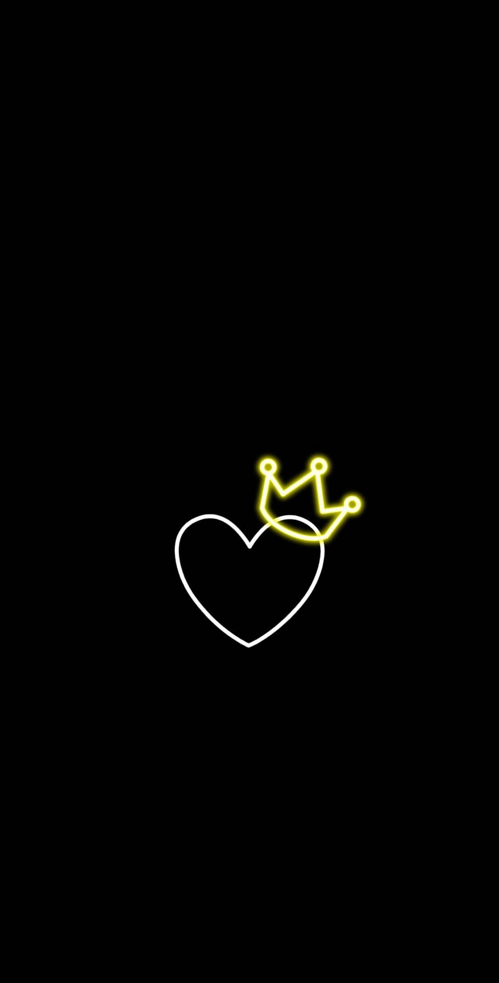 Black Aesthetic Phone Heart With Crown Wallpaper