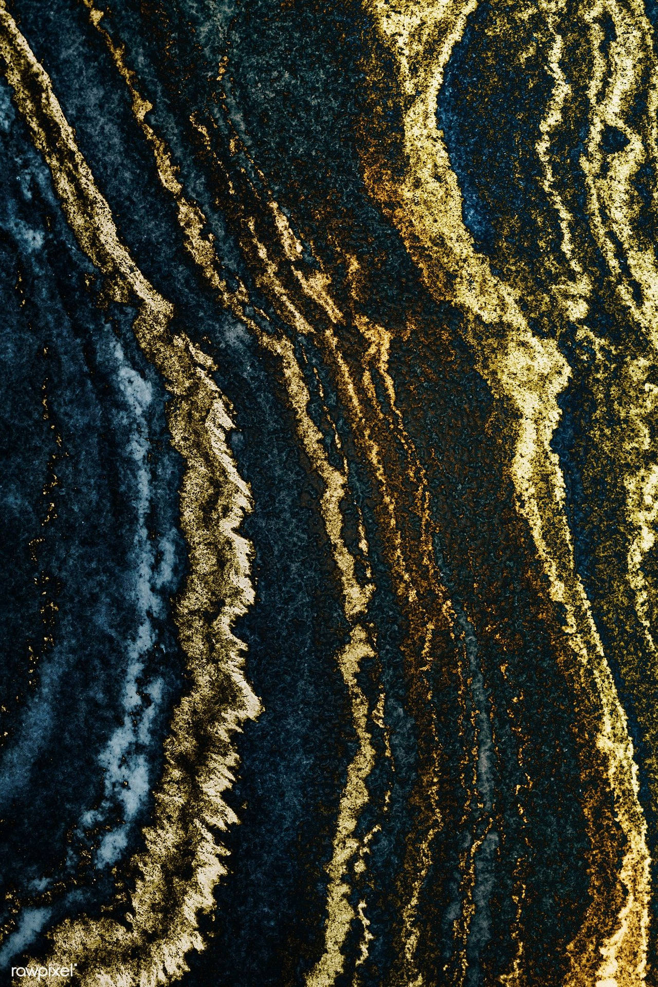 Black And Gold Marble Zoomed Wallpaper