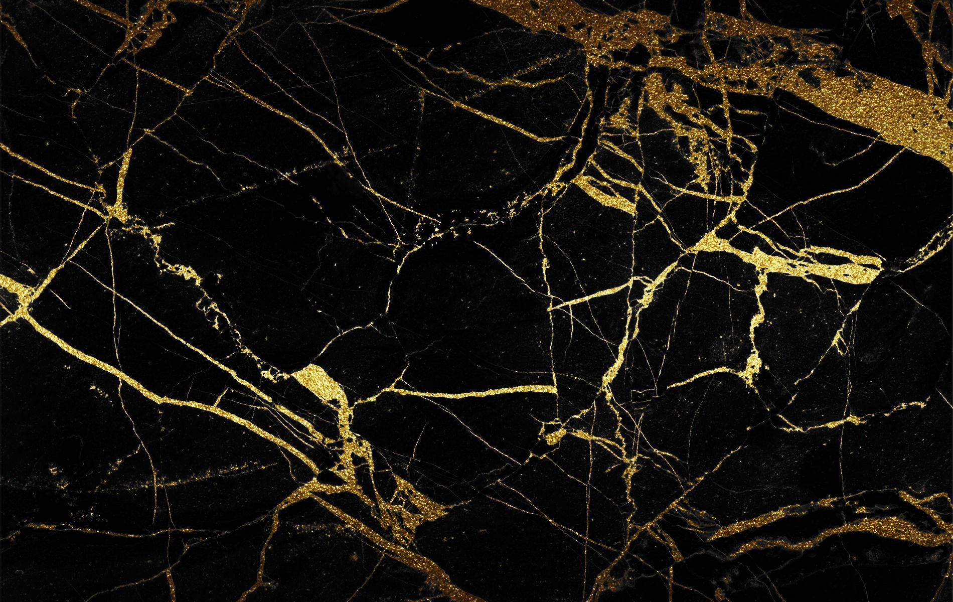 Black And Gold Marbled Pattern Wallpaper