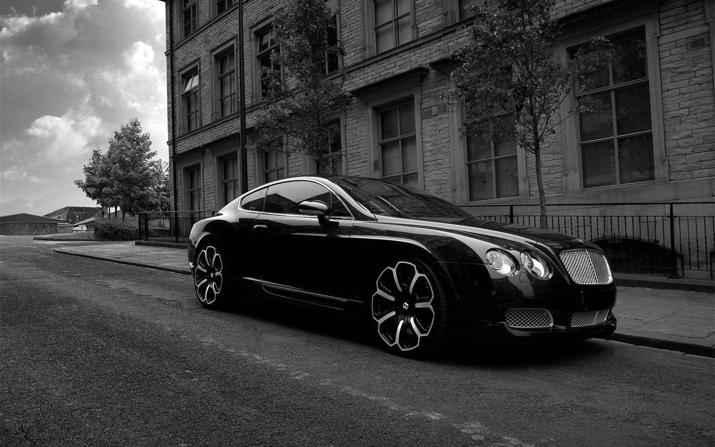 Bentleycontinental Gt En Blanco Y Negro. Fondo de pantalla