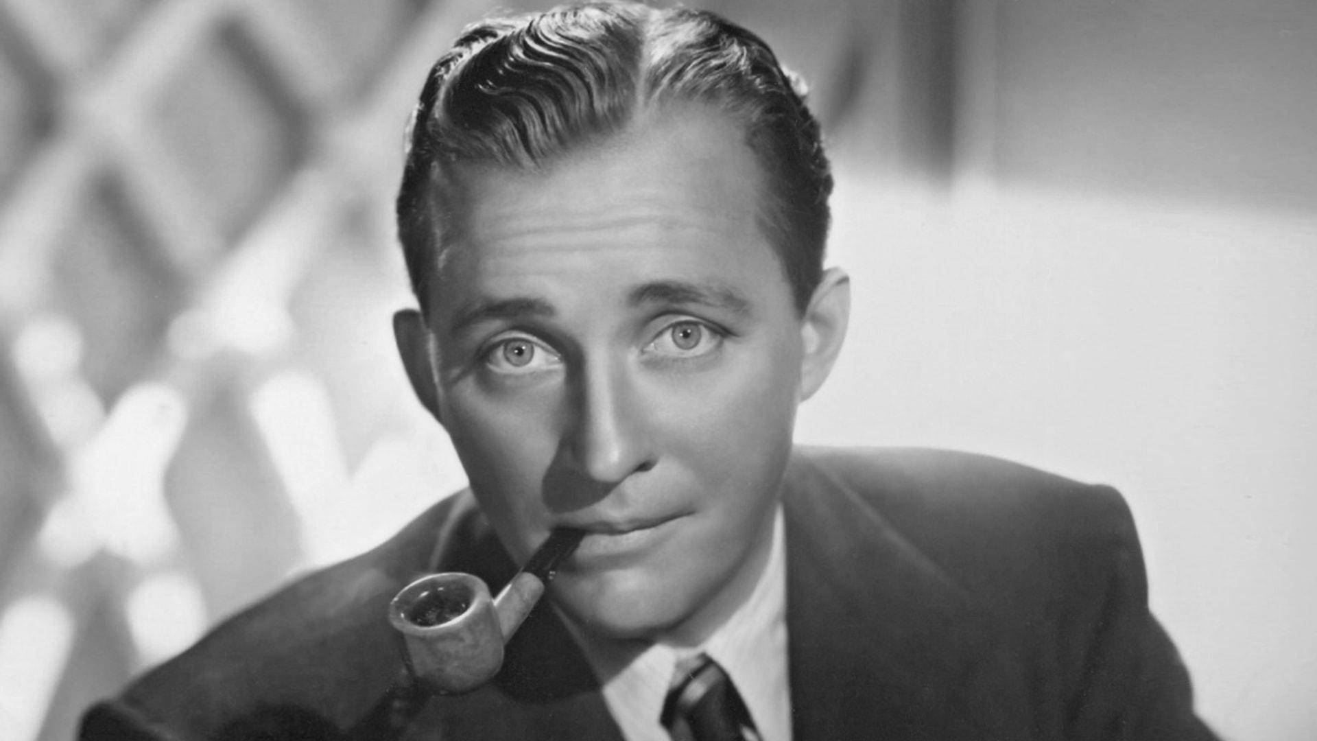 Schwarzweißes Bing Crosby Rauchen Wallpaper