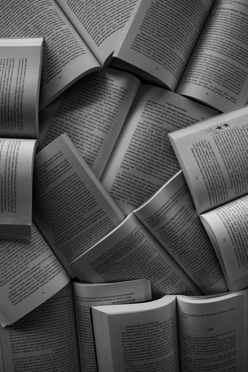 An Open Book in Black and White Wallpaper
