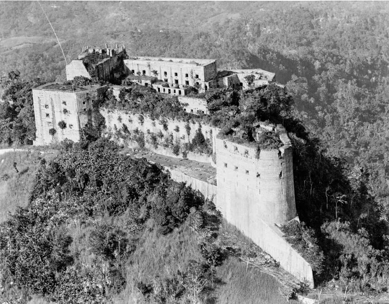 Citadelle Laferriere, a grandiose citadel in Haiti Wallpaper