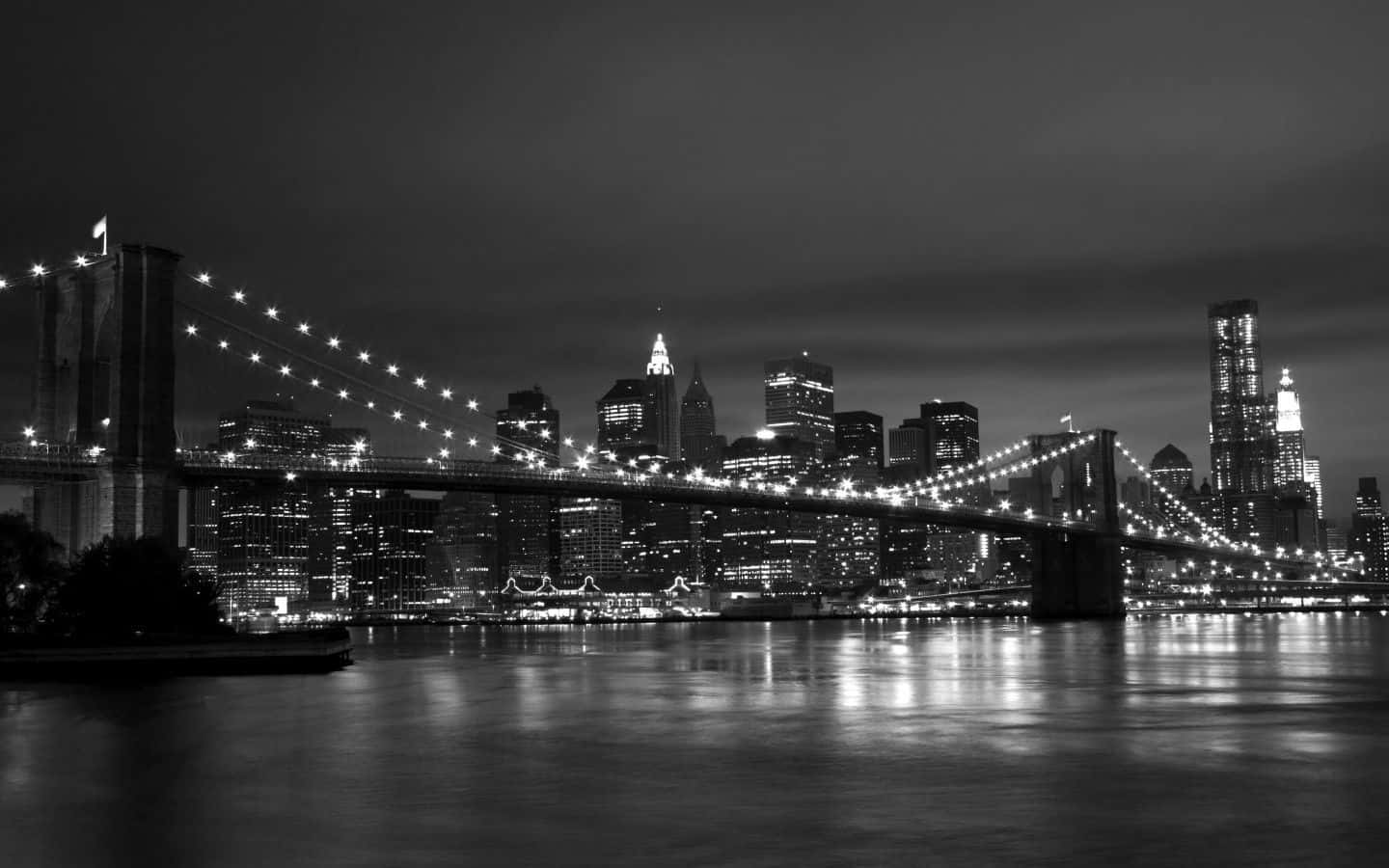 Stunning Black and White Cityscape View Wallpaper