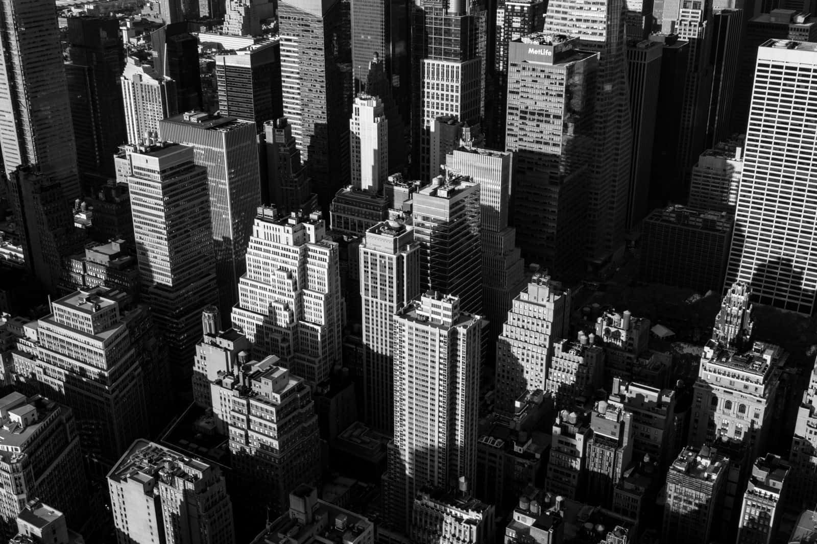 Stunning Black and White Cityscape Panorama Wallpaper