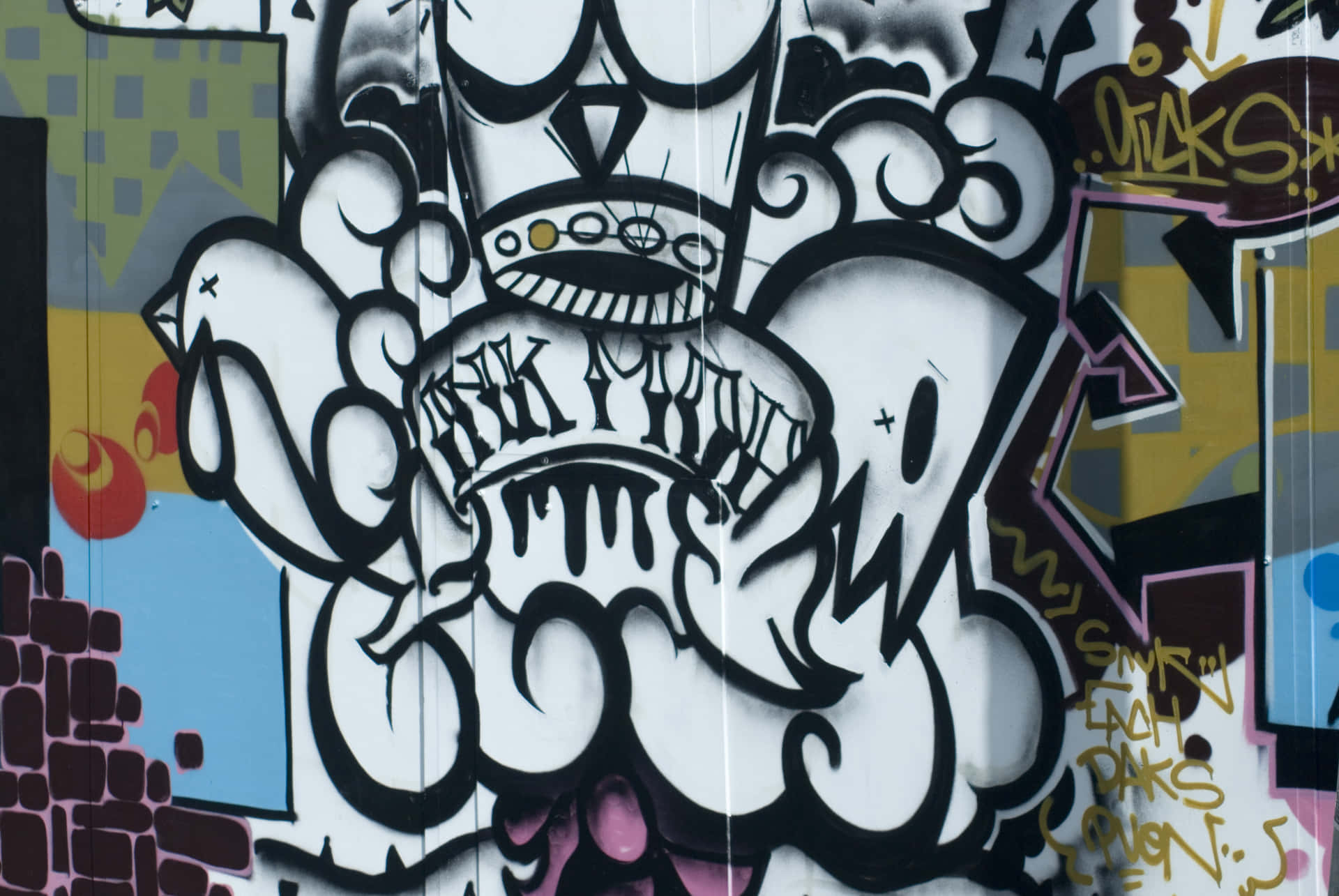 Urban Artistry - Black and White Graffiti Wall Wallpaper