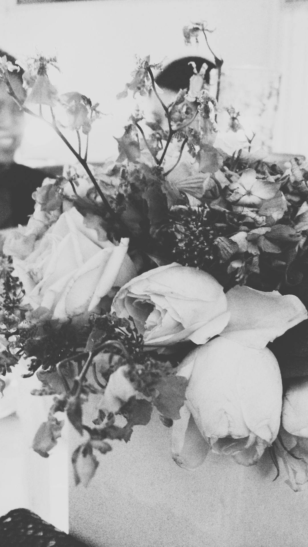 Black And White Iphone Bouquet Picture