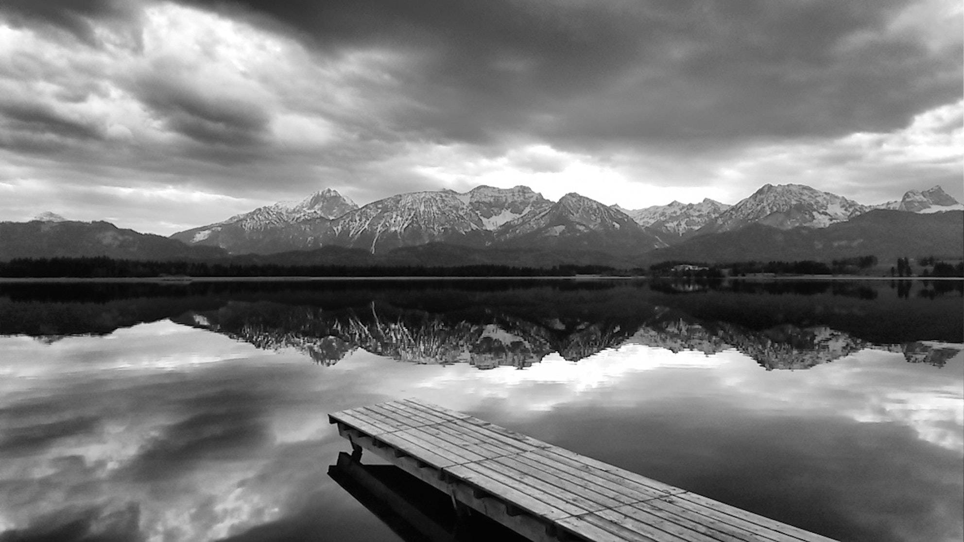Black And White Photography Lake And Mountain Wallpaper