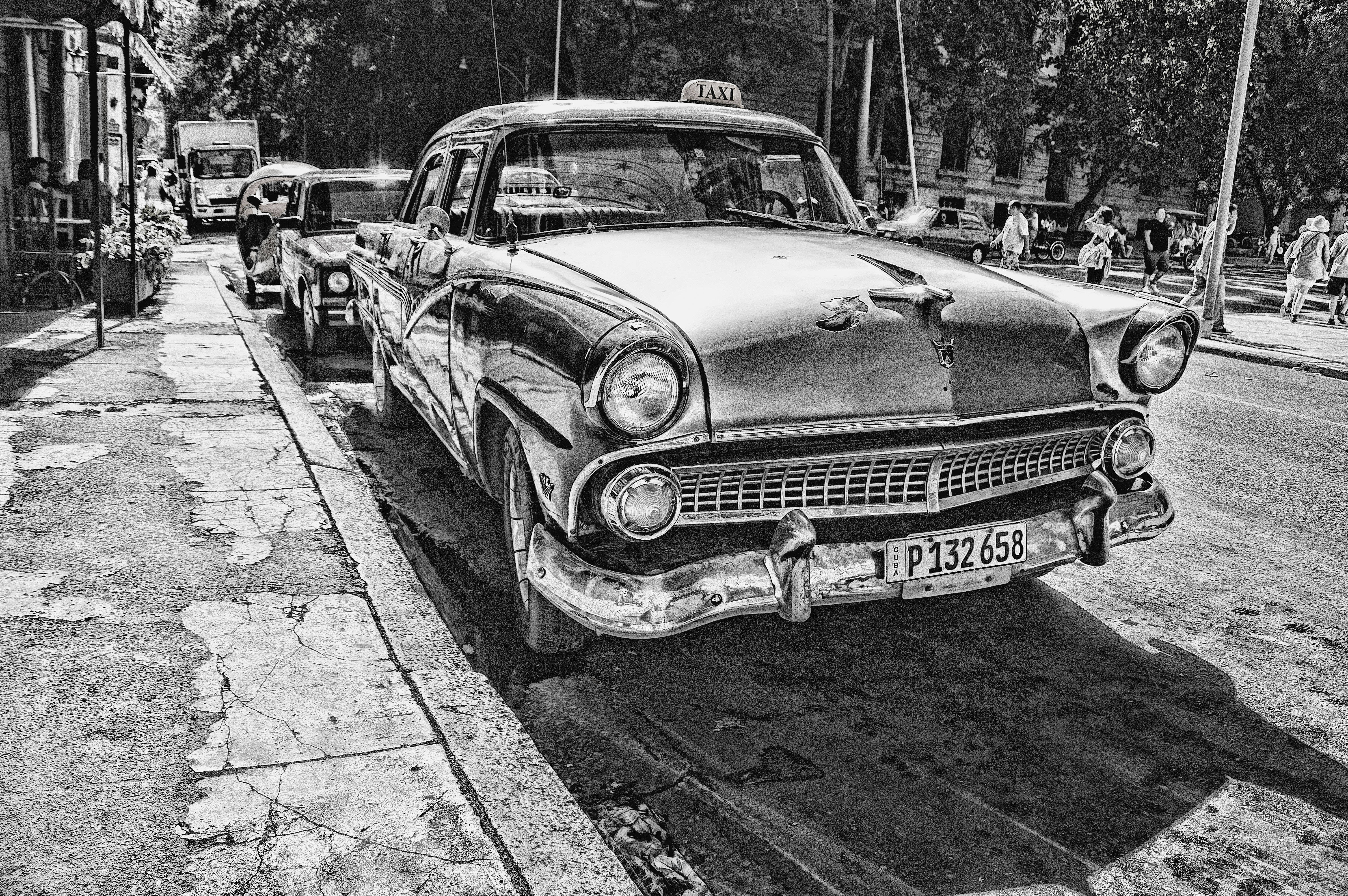 Black And White Photography Taxi Wallpaper
