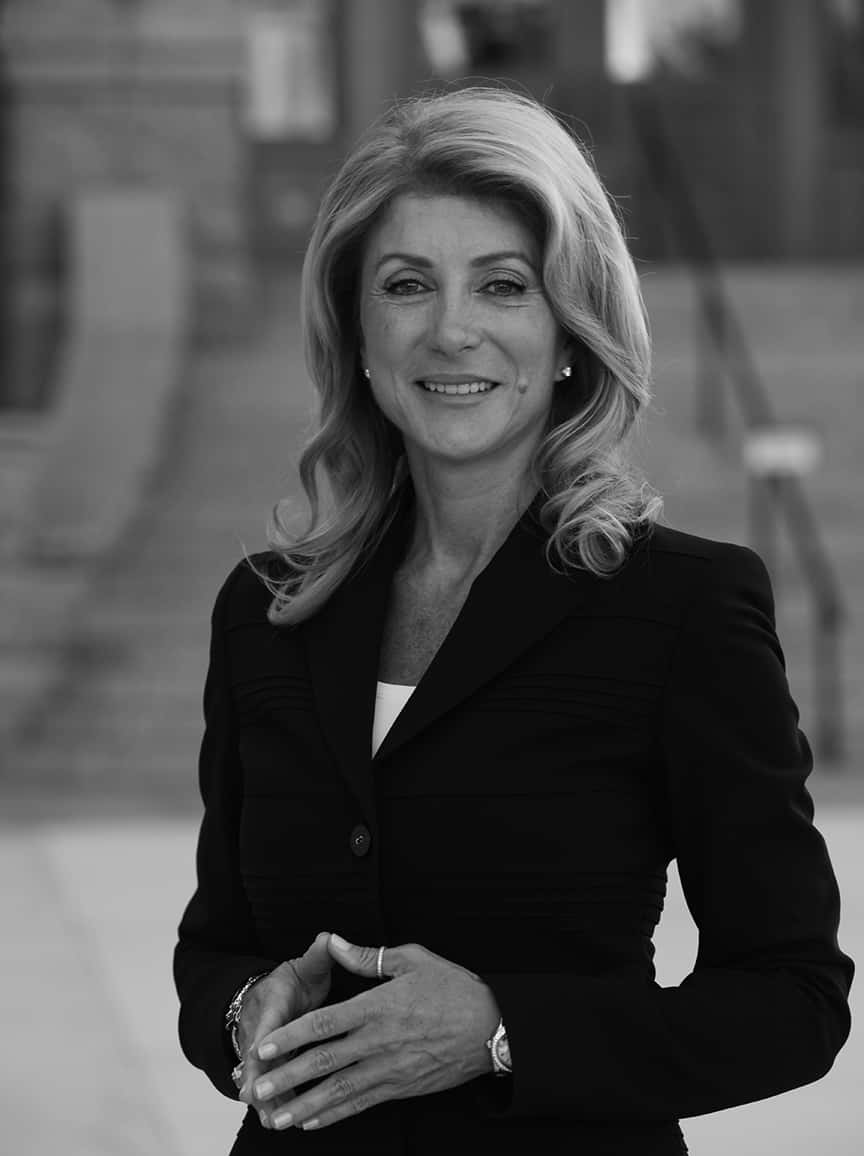 Wendy Davis in Black and White Image Wallpaper