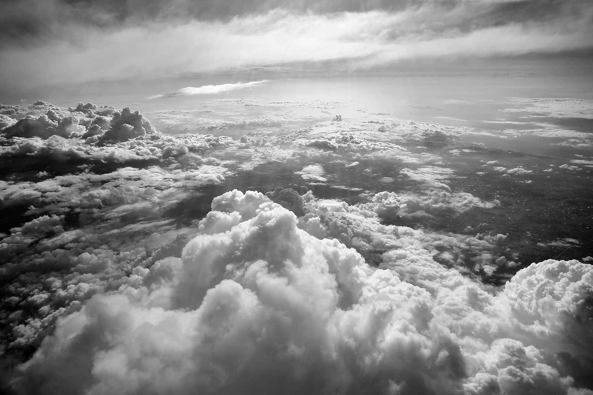 Ciel Noir Et Blanc Époustouflant Fond d'écran