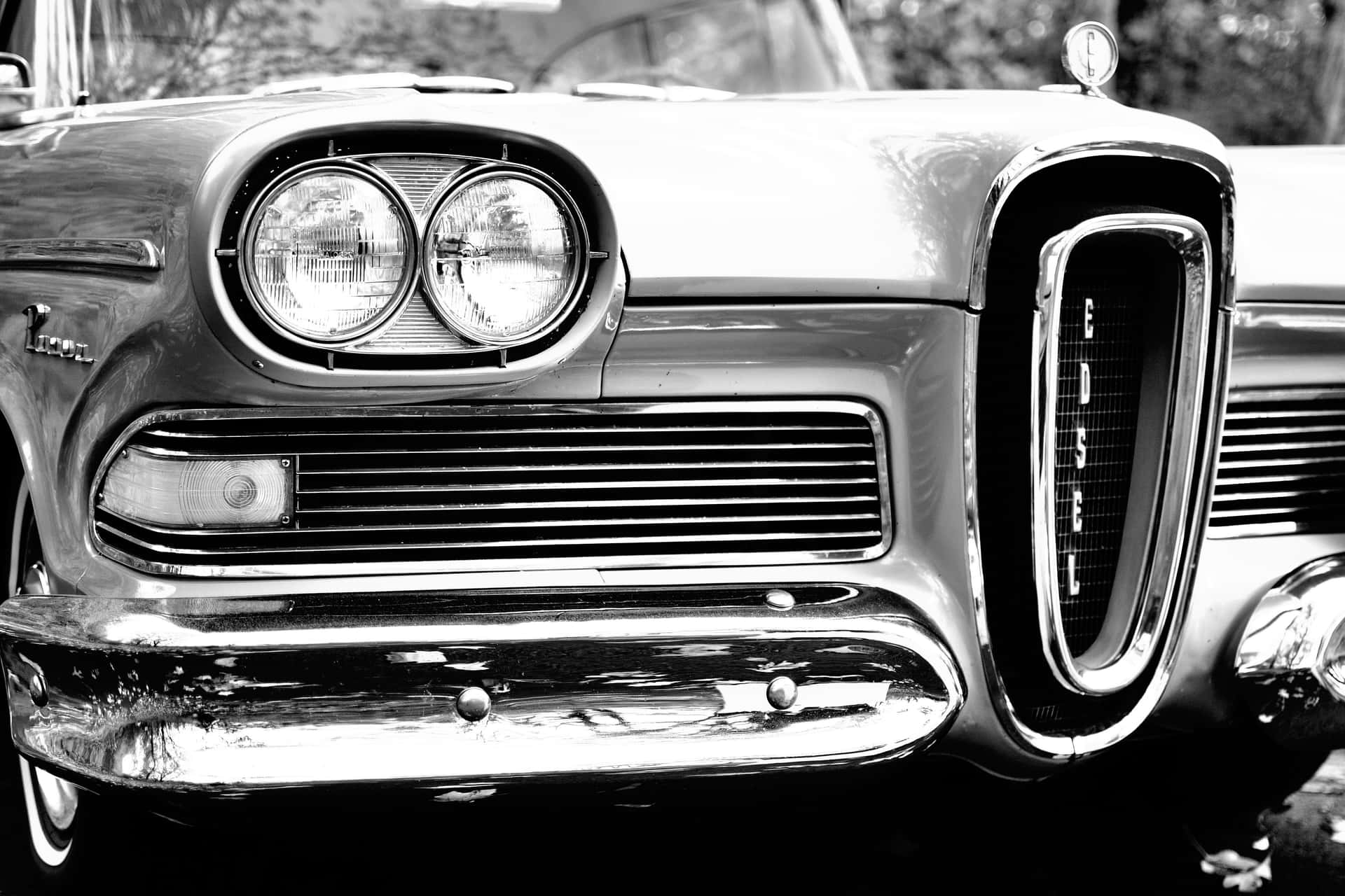 Elegant Black and White Vintage Car Wallpaper