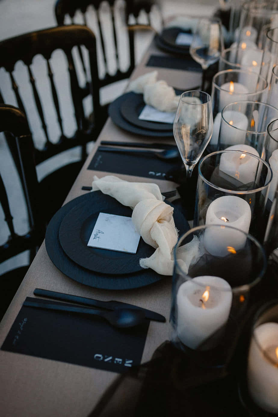 A captivating black and white wedding moment Wallpaper