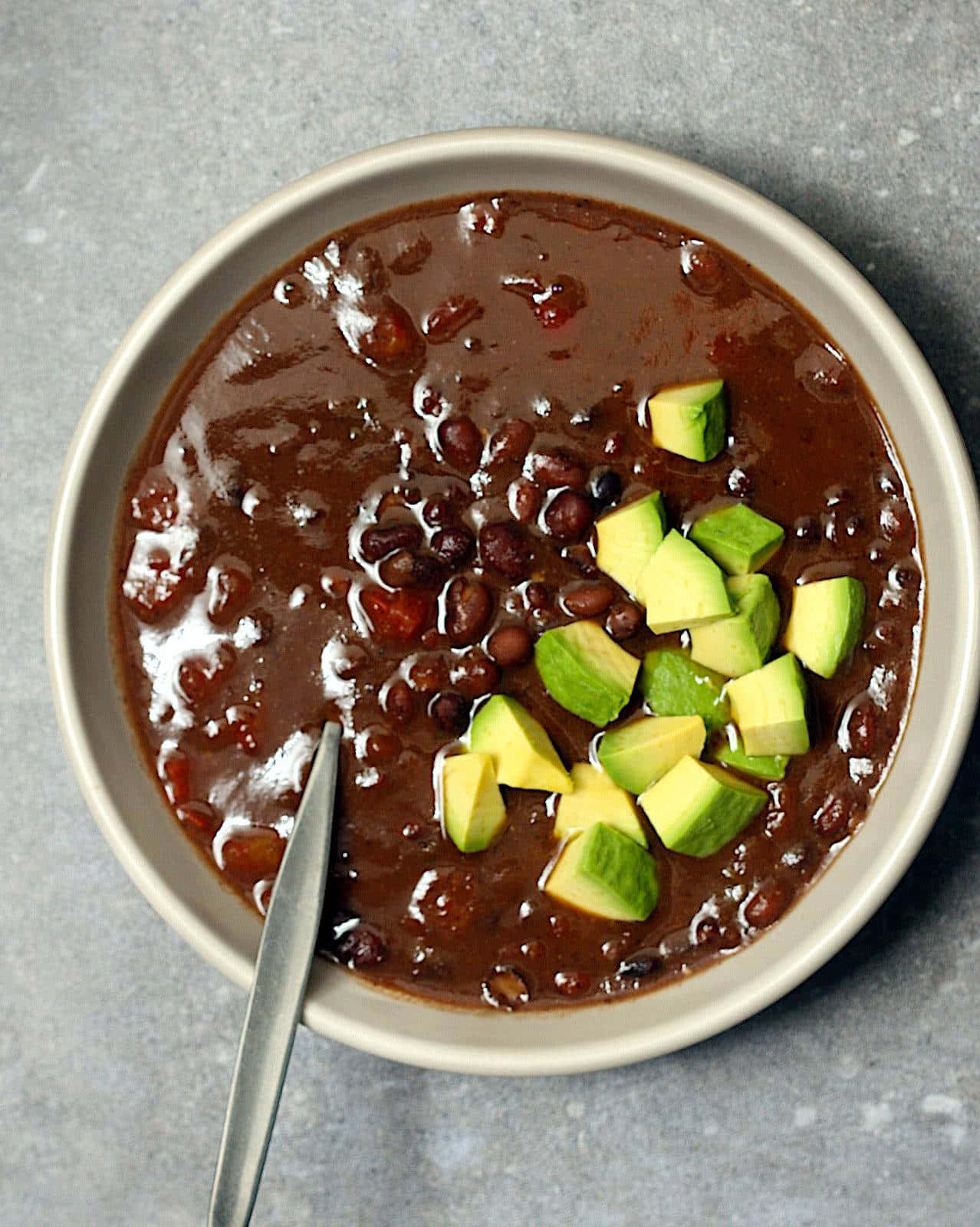 Cuencorefrescante De Sopa De Frijoles Negros Fondo de pantalla