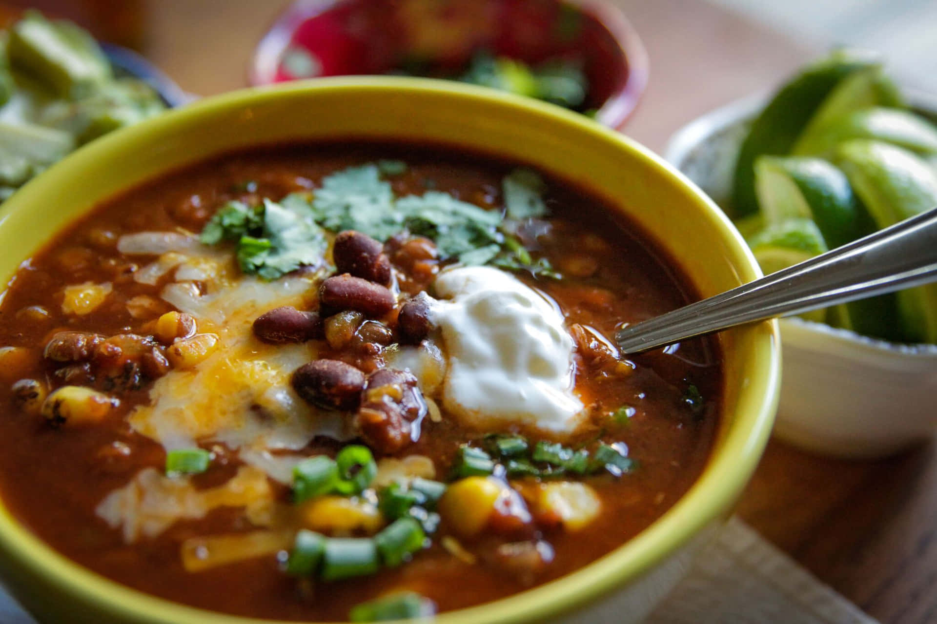 ¡sopacalentita De Frijoles Negros Para La Cena Esta Noche! Fondo de pantalla