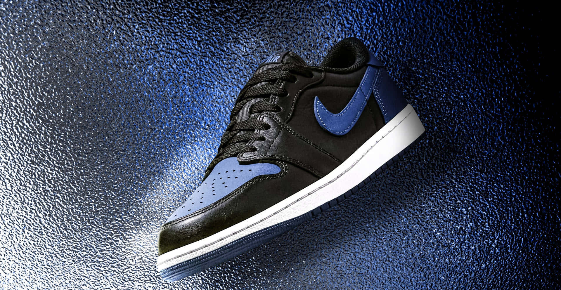 Black Blue Sneakeron Textured Background Wallpaper