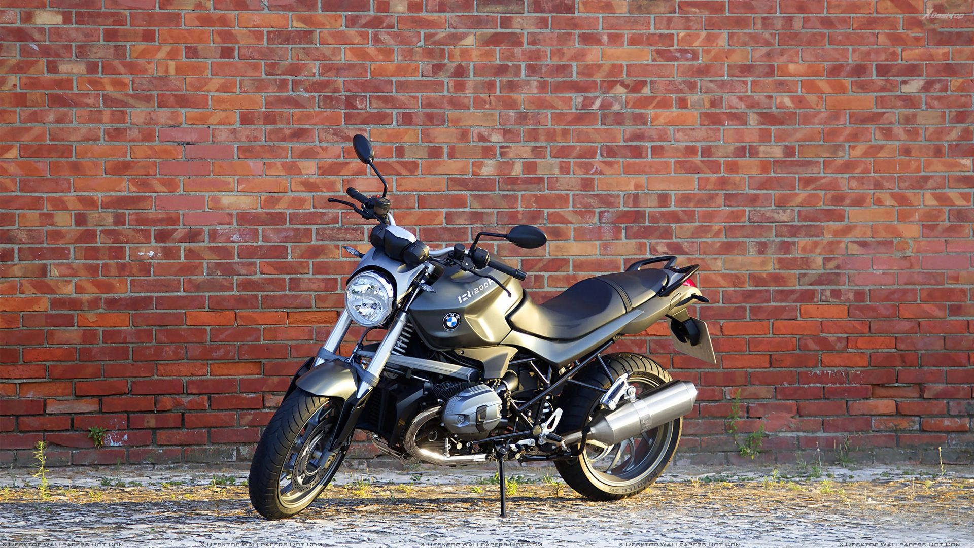 Cruise in Style on a Black BMW R1200R Motorbike Wallpaper