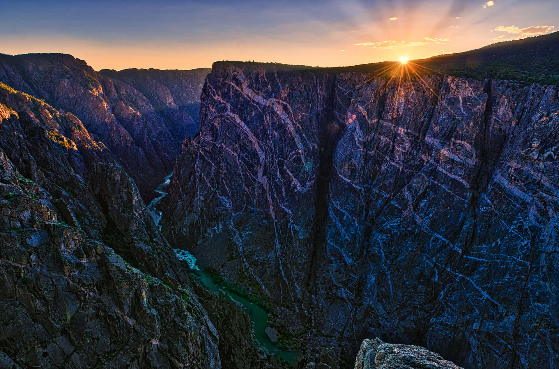 Explore the depths of Black Canyon, a deep and beautiful ravine in Arizona. Wallpaper