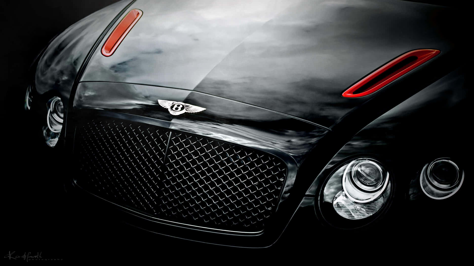 Black Car 4k Close Up Bentley Wallpaper