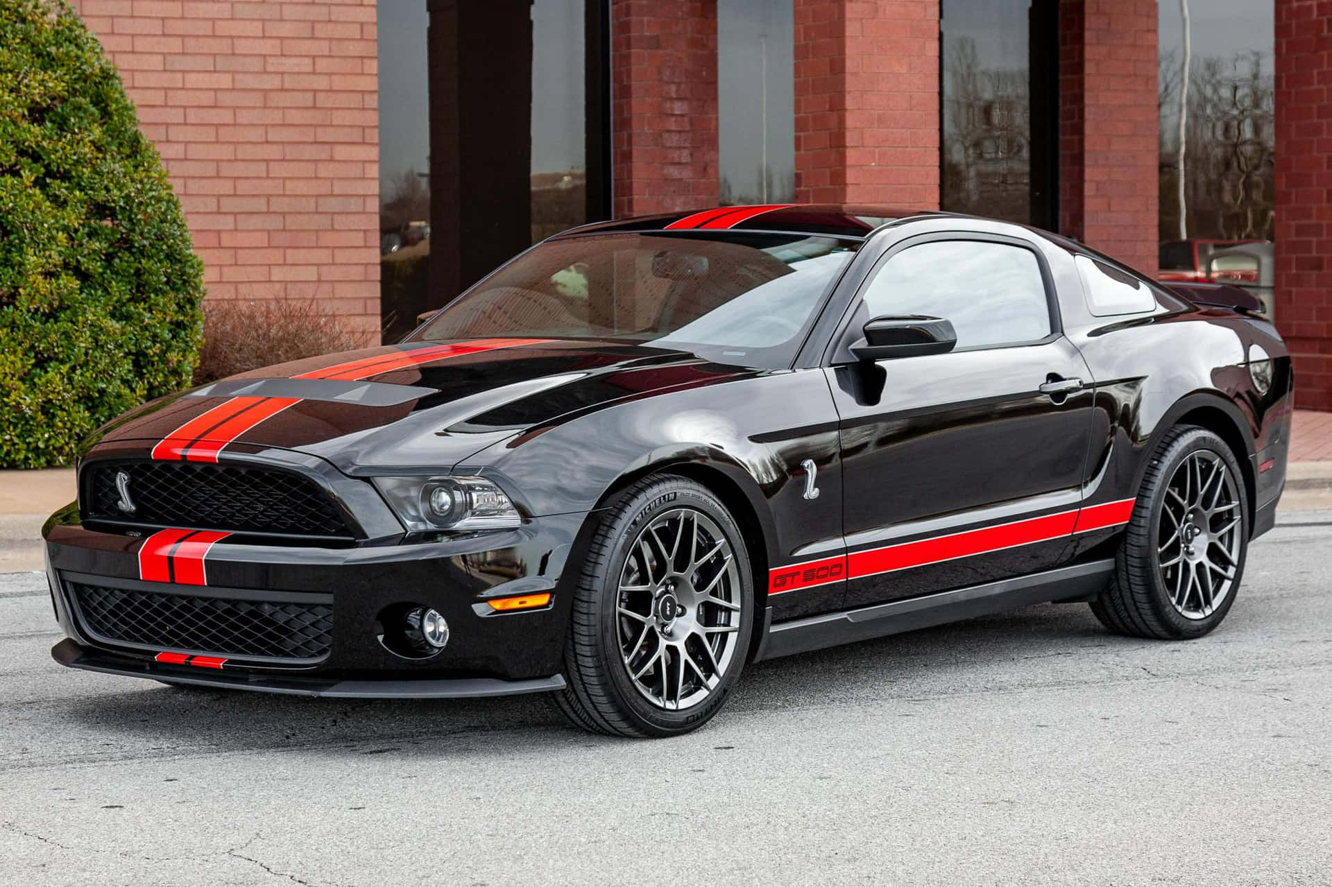 Black Ford Mustang Shelby G T500 Side View Wallpaper