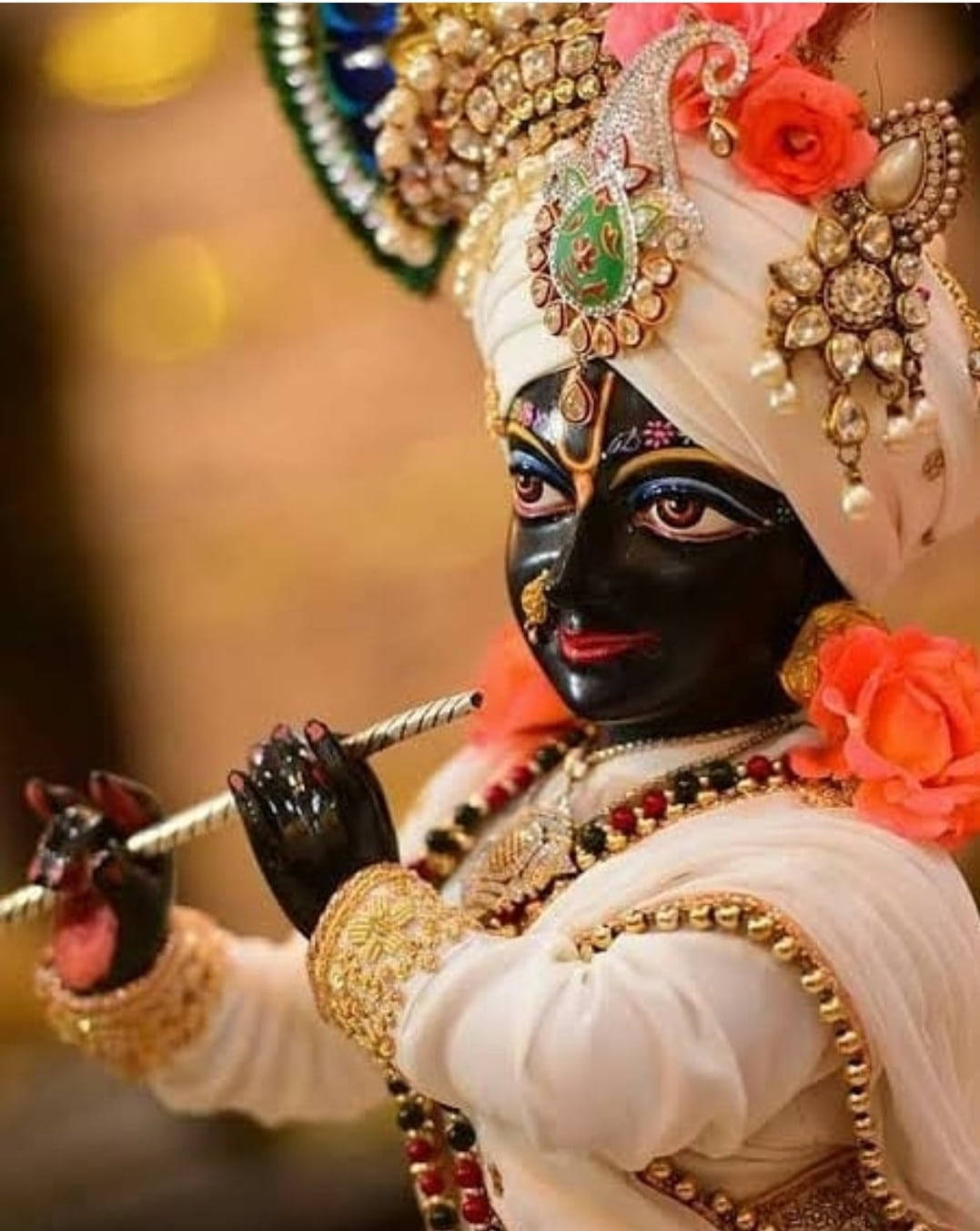 Imagenen 3d De Krishna De Color Negro Con Turbante. Fondo de pantalla