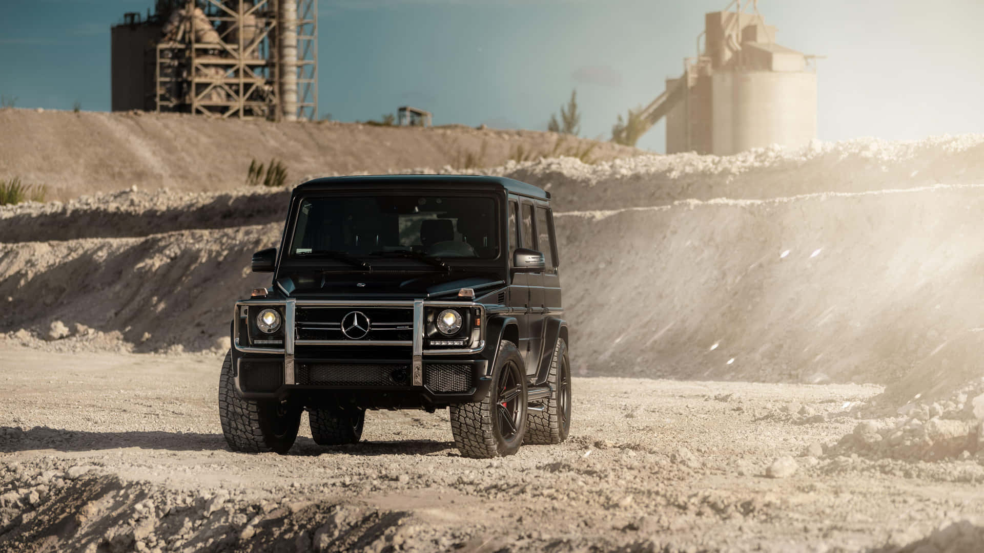 Black Mercedes G Wagon Industrial Backdrop Wallpaper