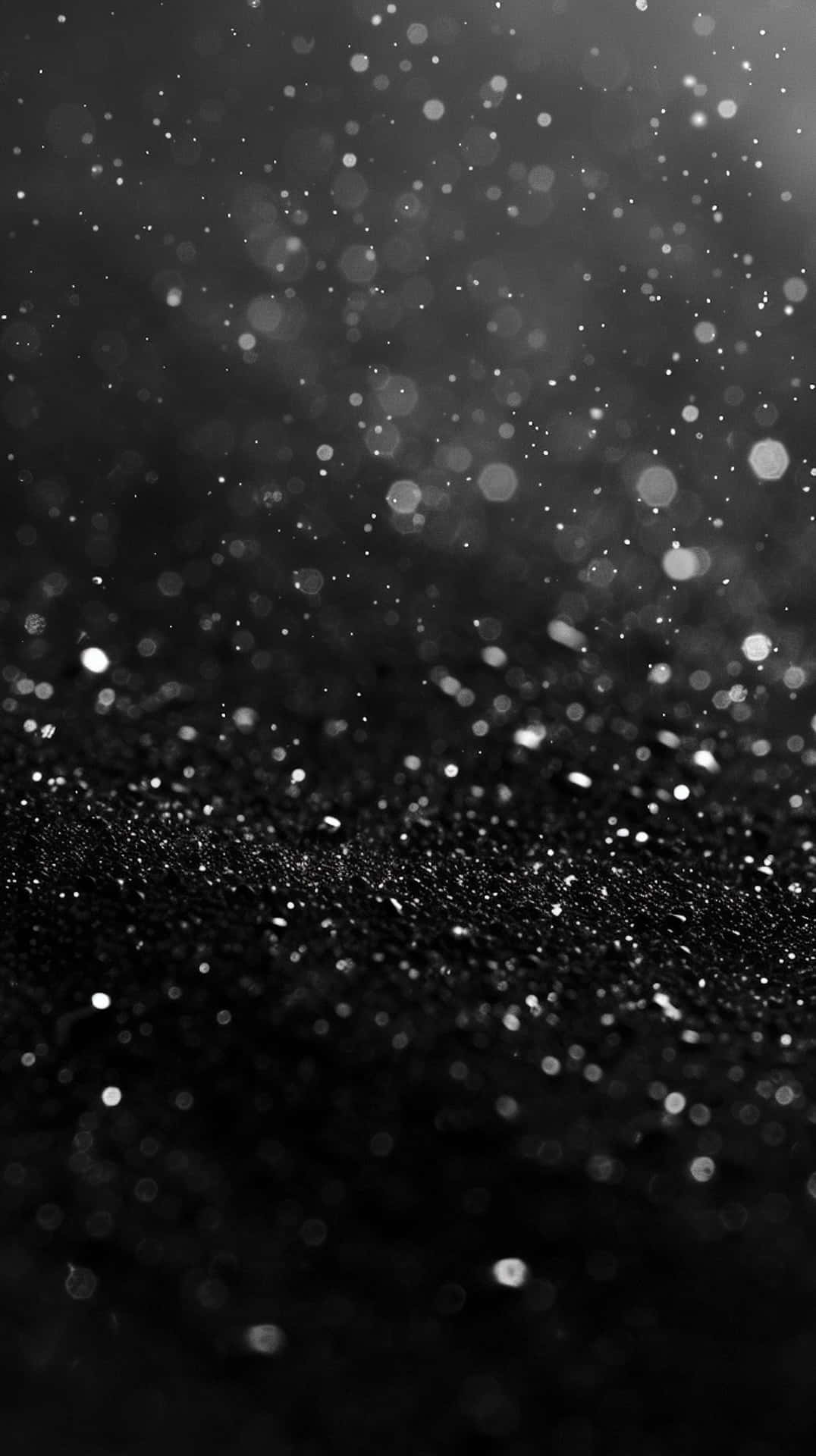 Black Sparkling Water Droplets Wallpaper