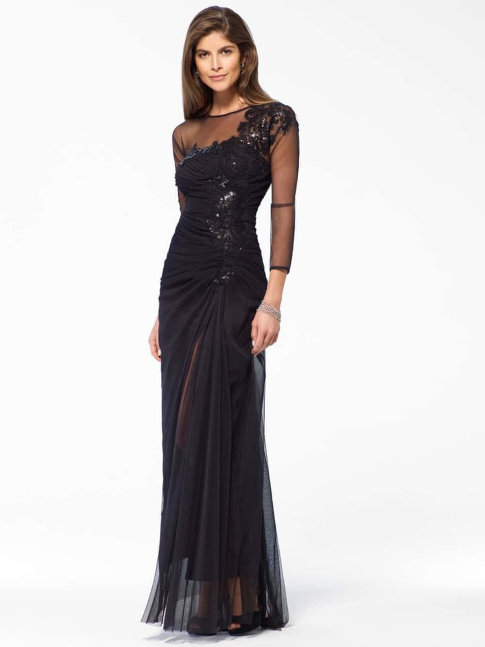 Luceimpresionante Con Un Vestido De Gala Negro. Fondo de pantalla
