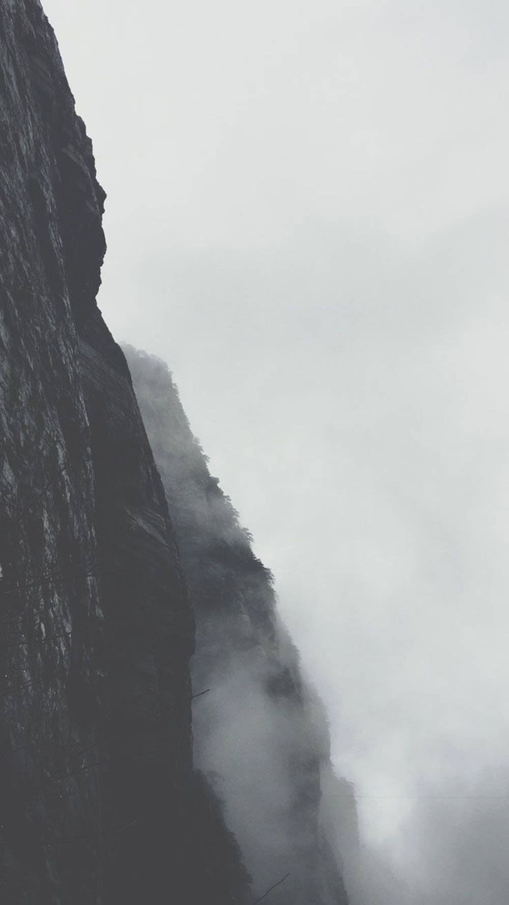 Black White Iphone Mountain Cliff Fog