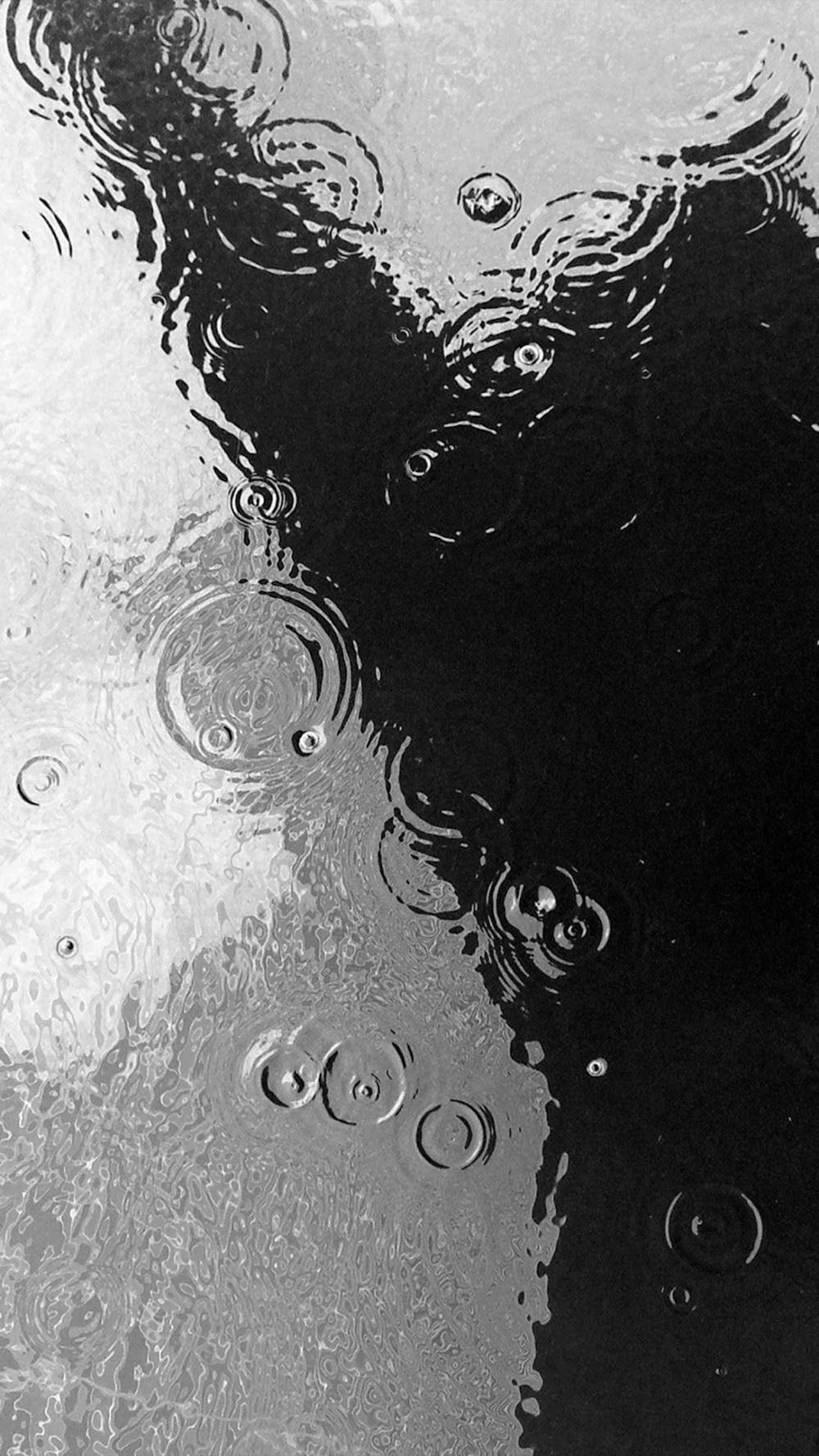 Black White iPhone Raindrop Ripples And Silhouette Wallpaper