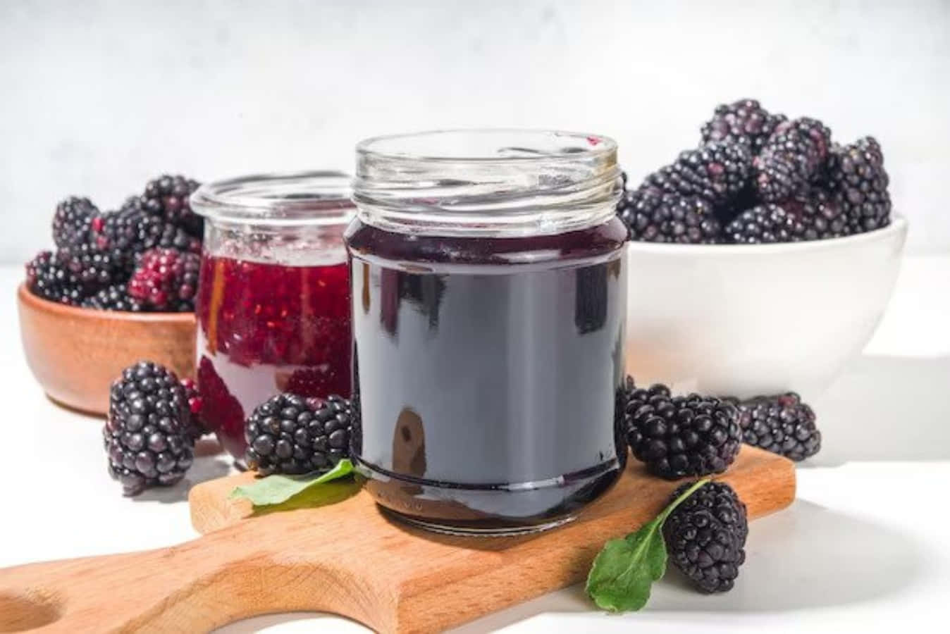 Delicious homemade blackberry jam Wallpaper