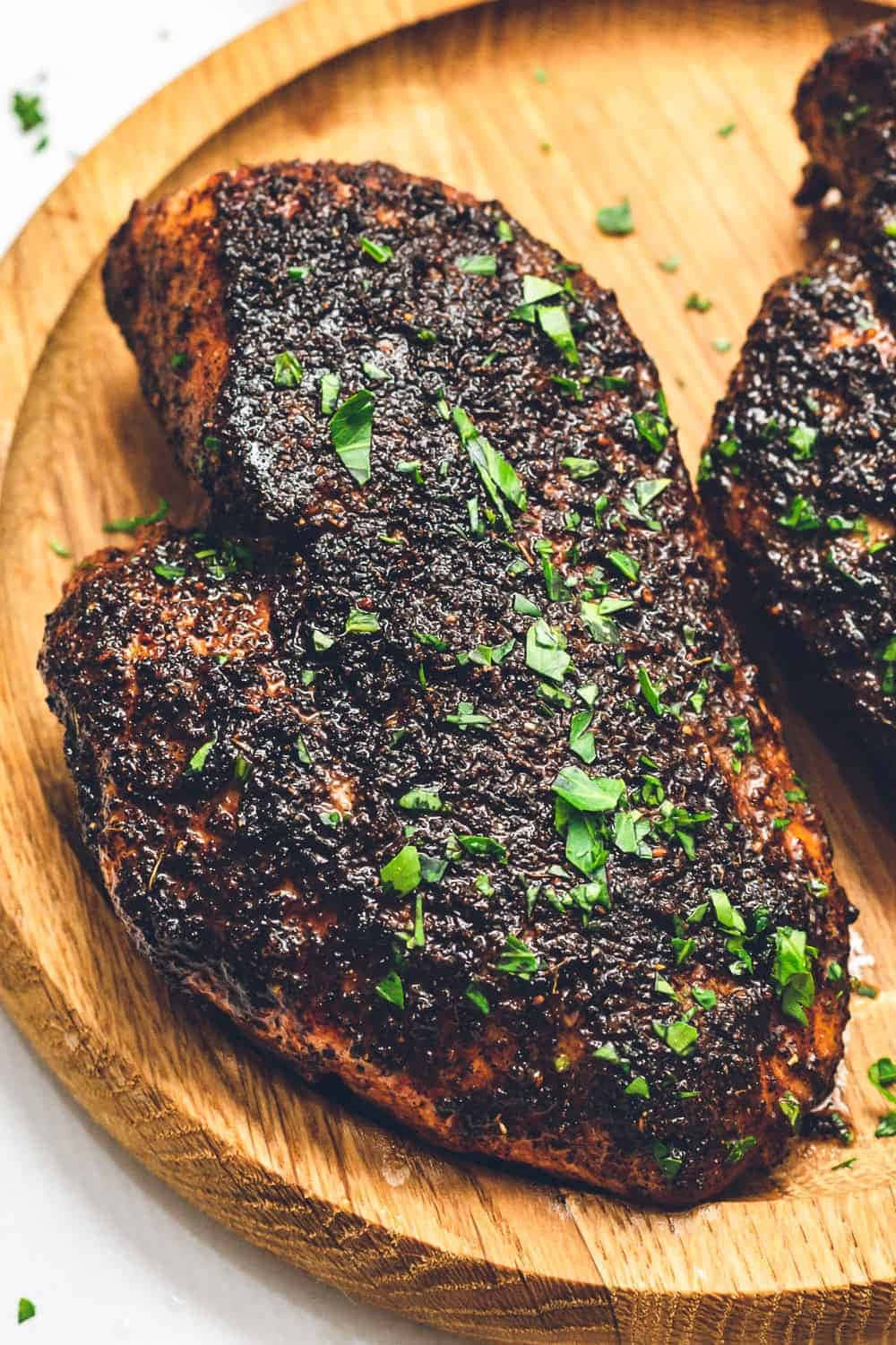 Perfectly cook blackened chicken to a golden crisp Wallpaper