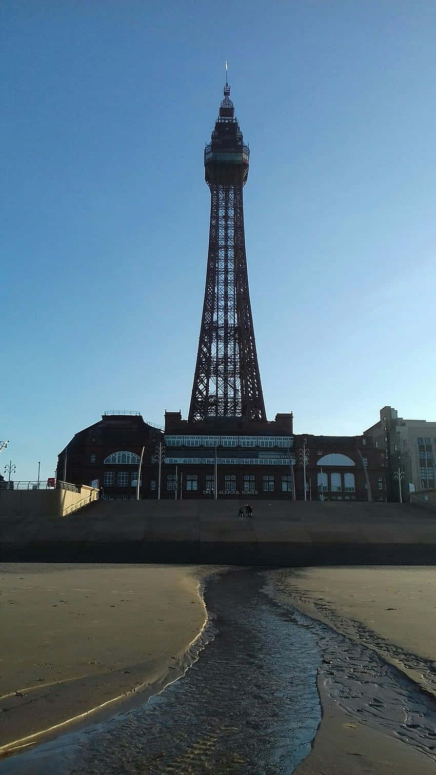 Blackpool Tower Beneath The Morning Sky Background