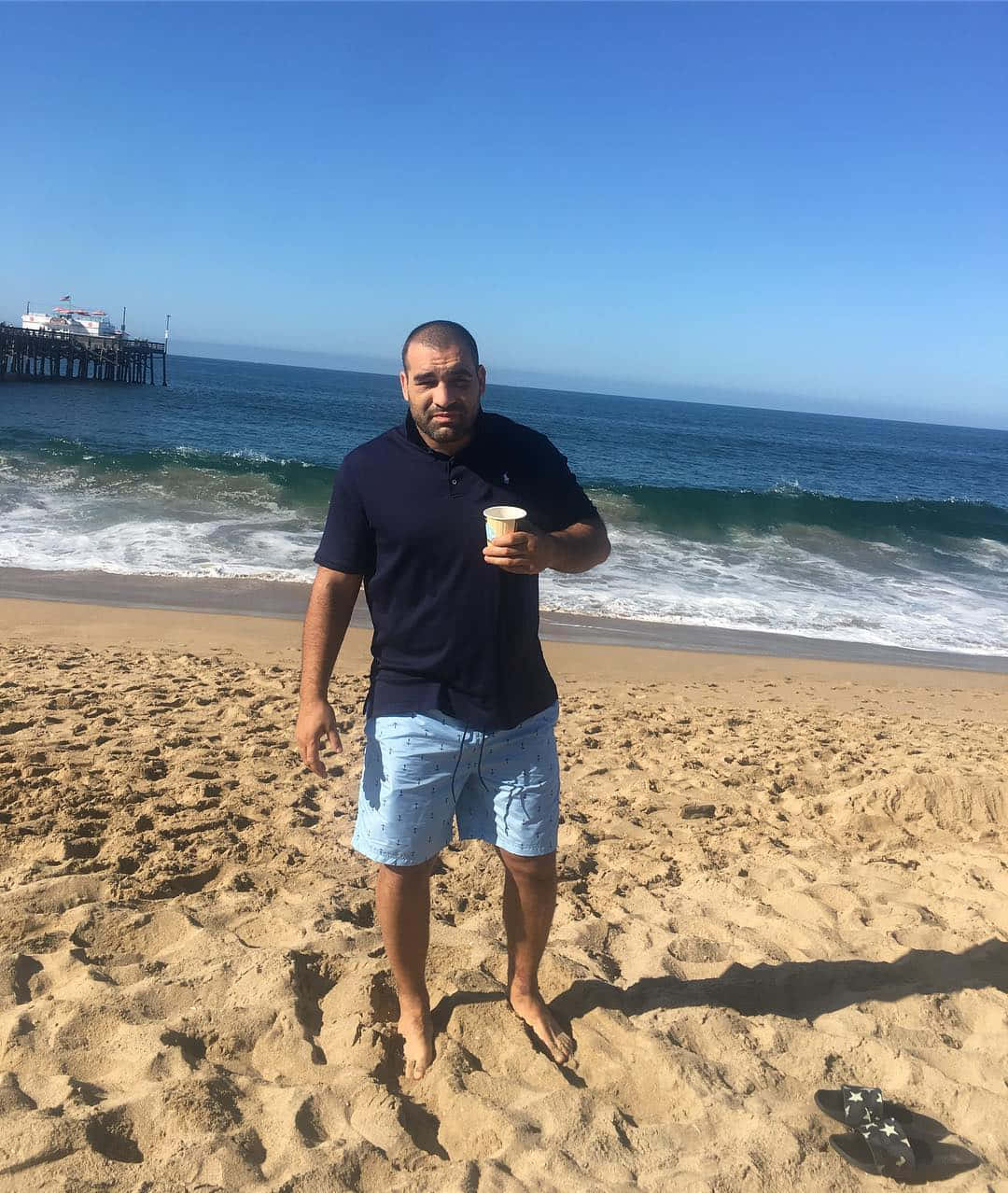 Blagoy Ivanov Drinking On Beach Picture
