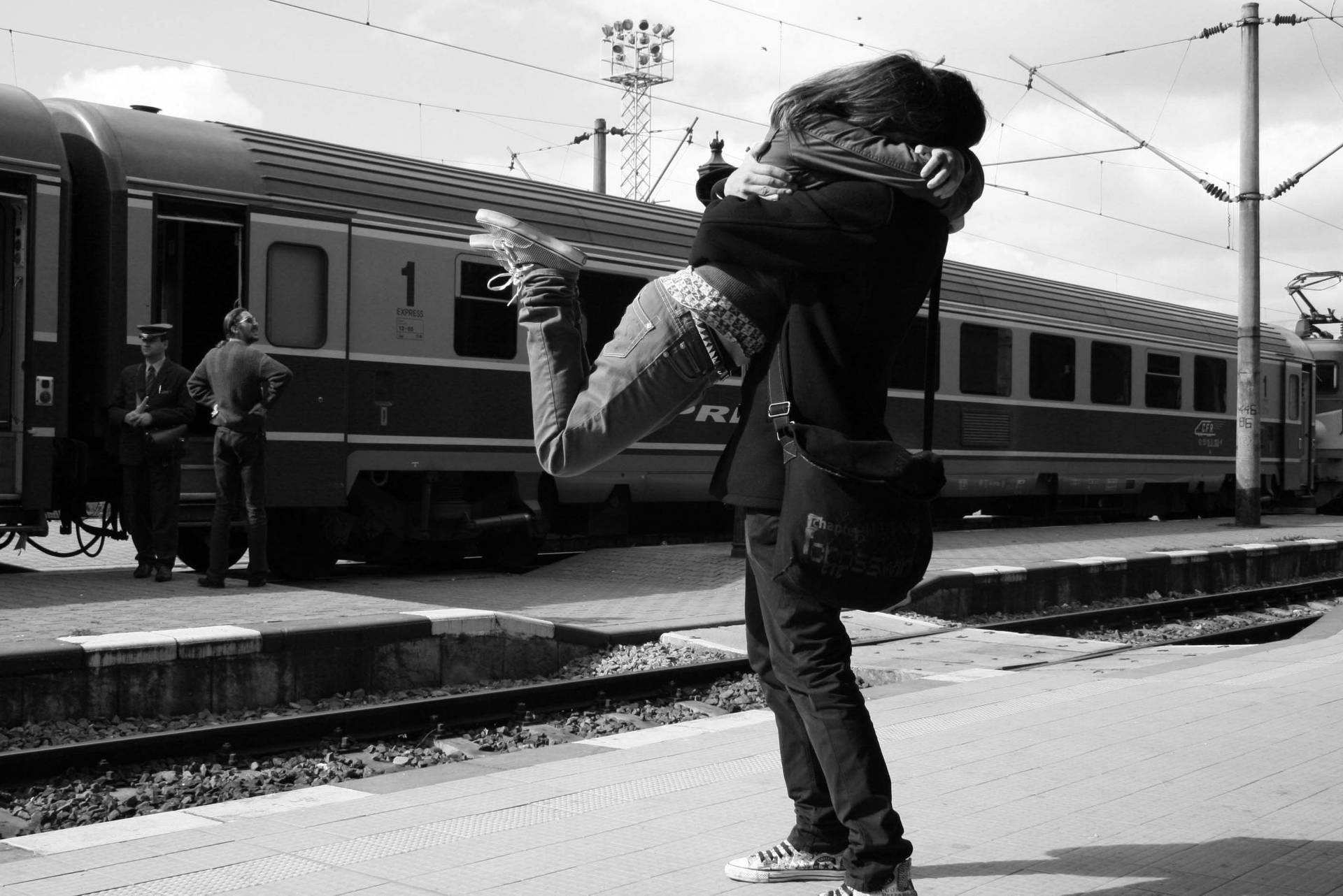 Blank And White Cute Couple By Train Wallpaper