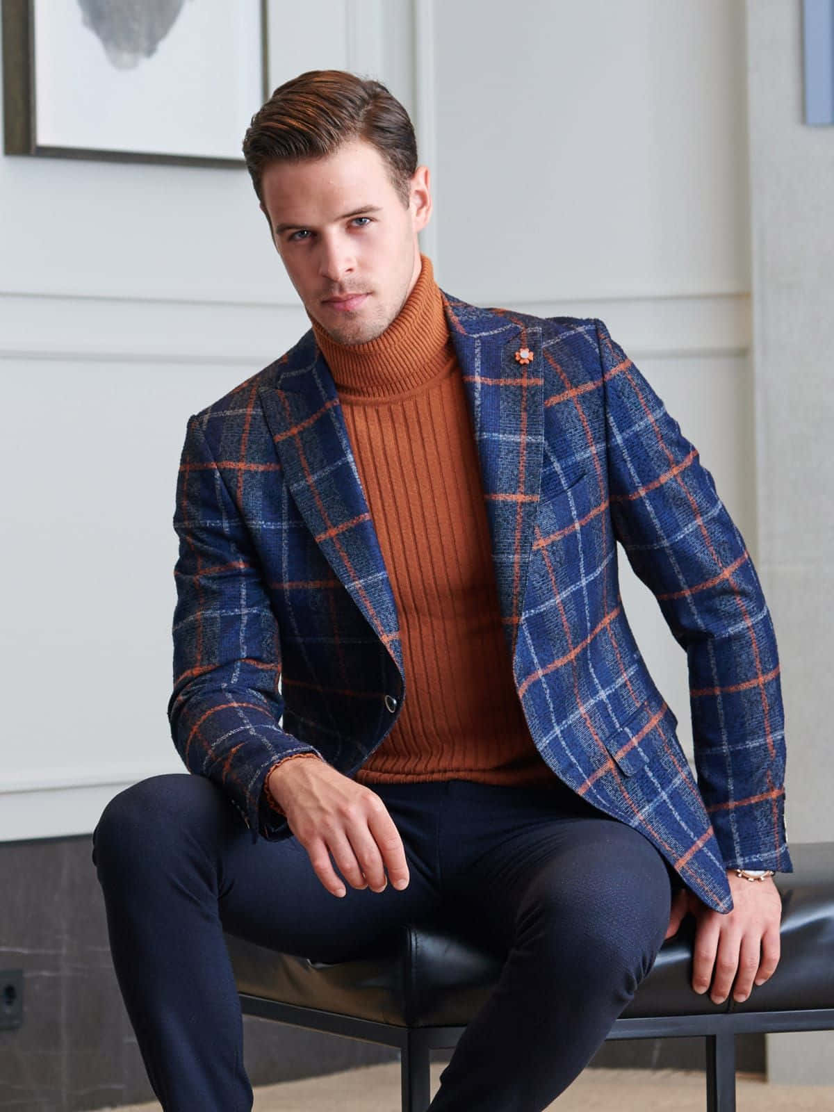 Model Styling Checkered Blazer Picture