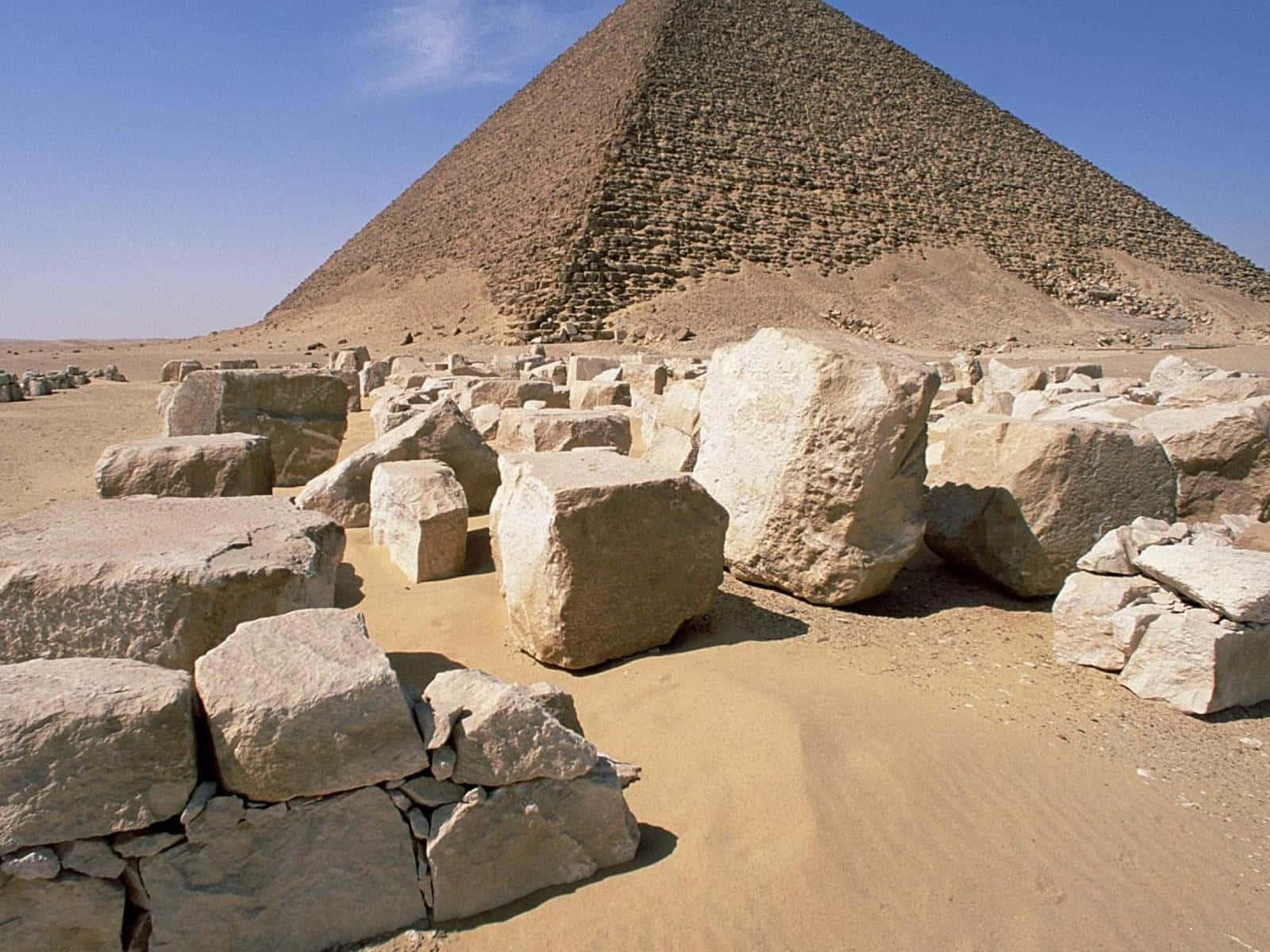 Bloquescerca De Las Pirámides De Giza Fondo de pantalla