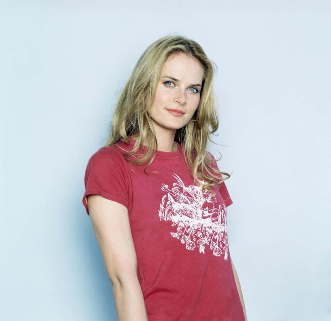 Blonde Womanin Red Shirt Wallpaper