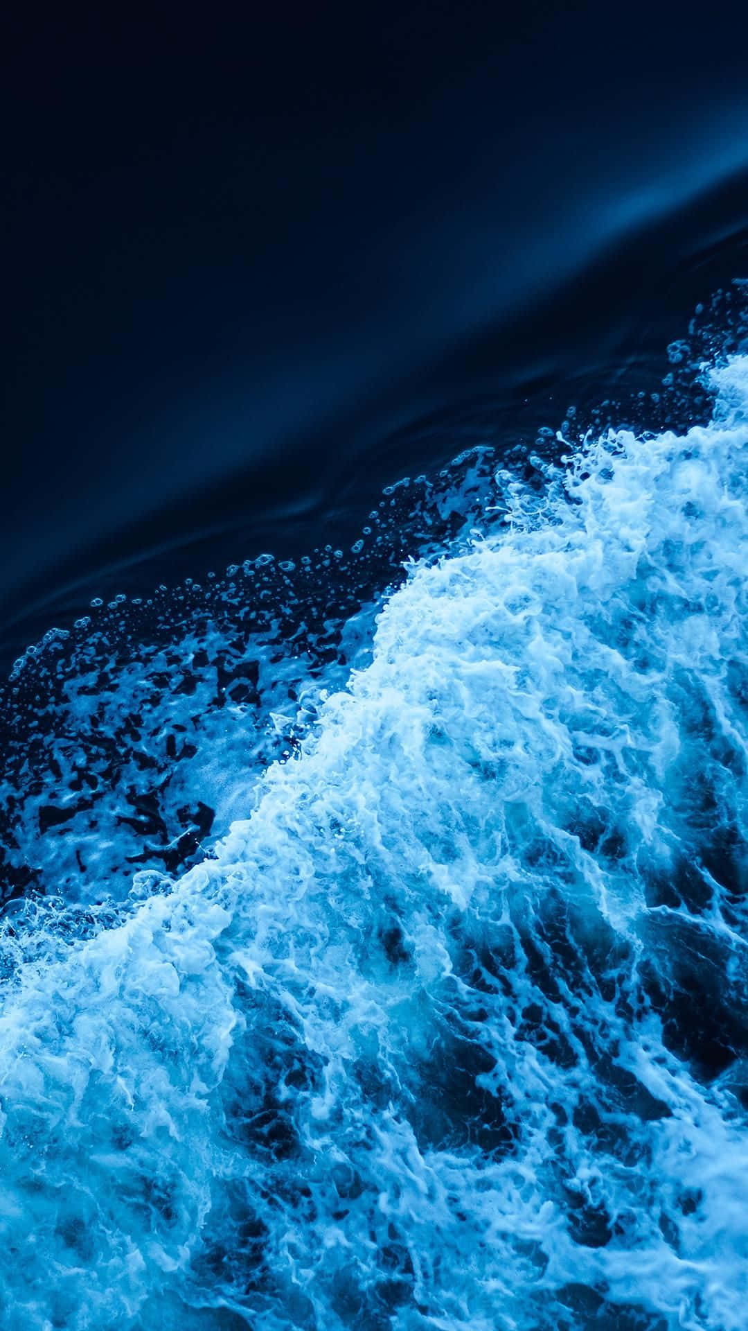 lineBlå AMOLED bølger i kysten Wallpaper